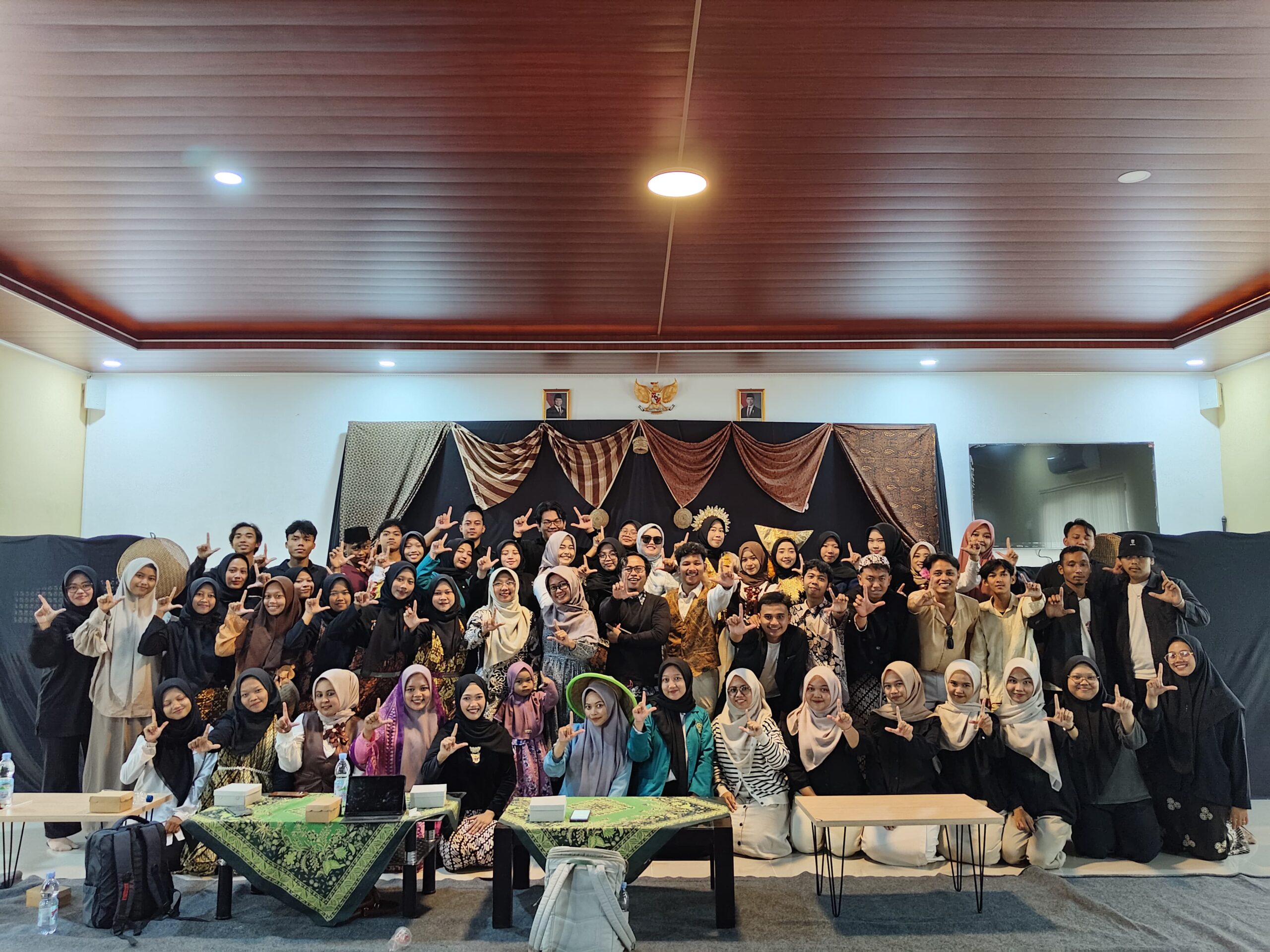 Bukan Sebatas Teori: UMNU jadikan Mata Kuliah Apresiasi Puisi sebagai Panggung Ekspresi Mahasiswa