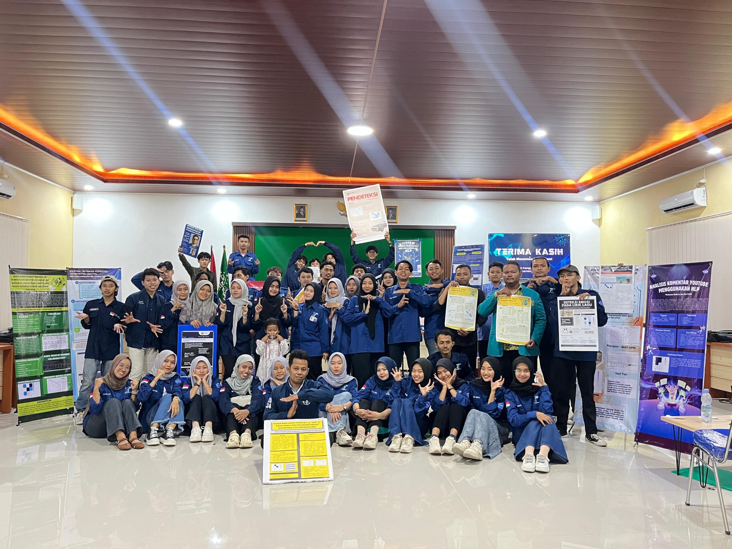 Mahasiswa Teknik Informatika Gelar Pameran Teknologi yang Inspiratif