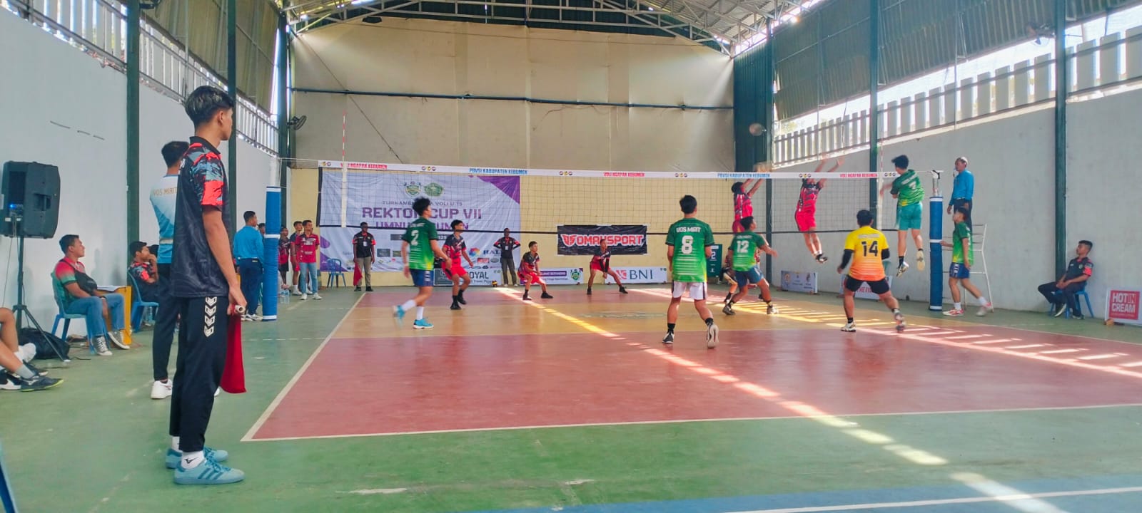 Dorong Prestasi Olahraga, UMNU Kebumen Kembali Gelar Turnamen Bola Voli Bertajuk Rektor Cup  