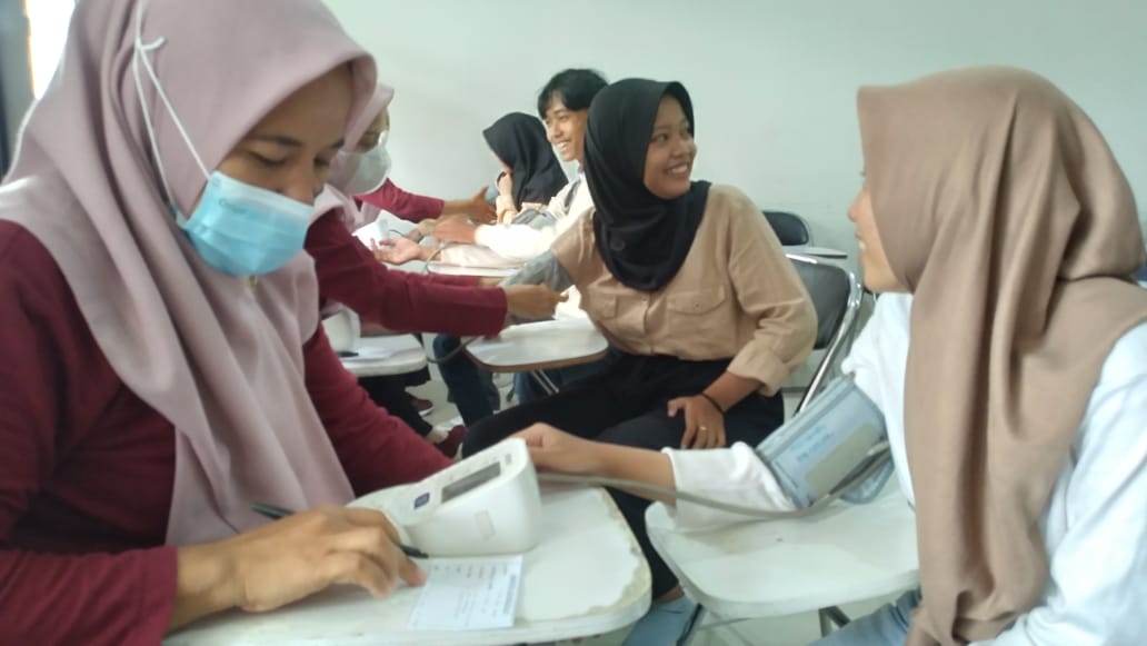 UMNU Kebumen dan Dinkes Kabupaten Kebumen Sinergi: Deteksi Dini Penyakit pada Usia Produktif Menuju Generasi Unggul